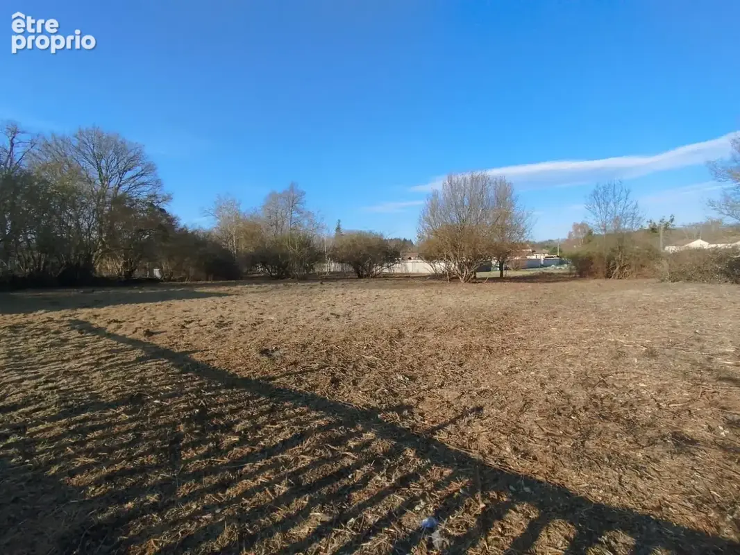 Terrain 2 100 m² à vendre à Sugeres (63490) - photo 5
