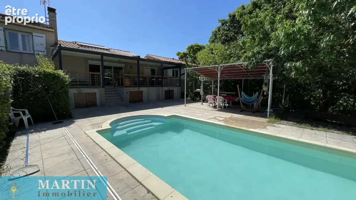 Magnifique villa avec piscine et terrain arbore - photo 14