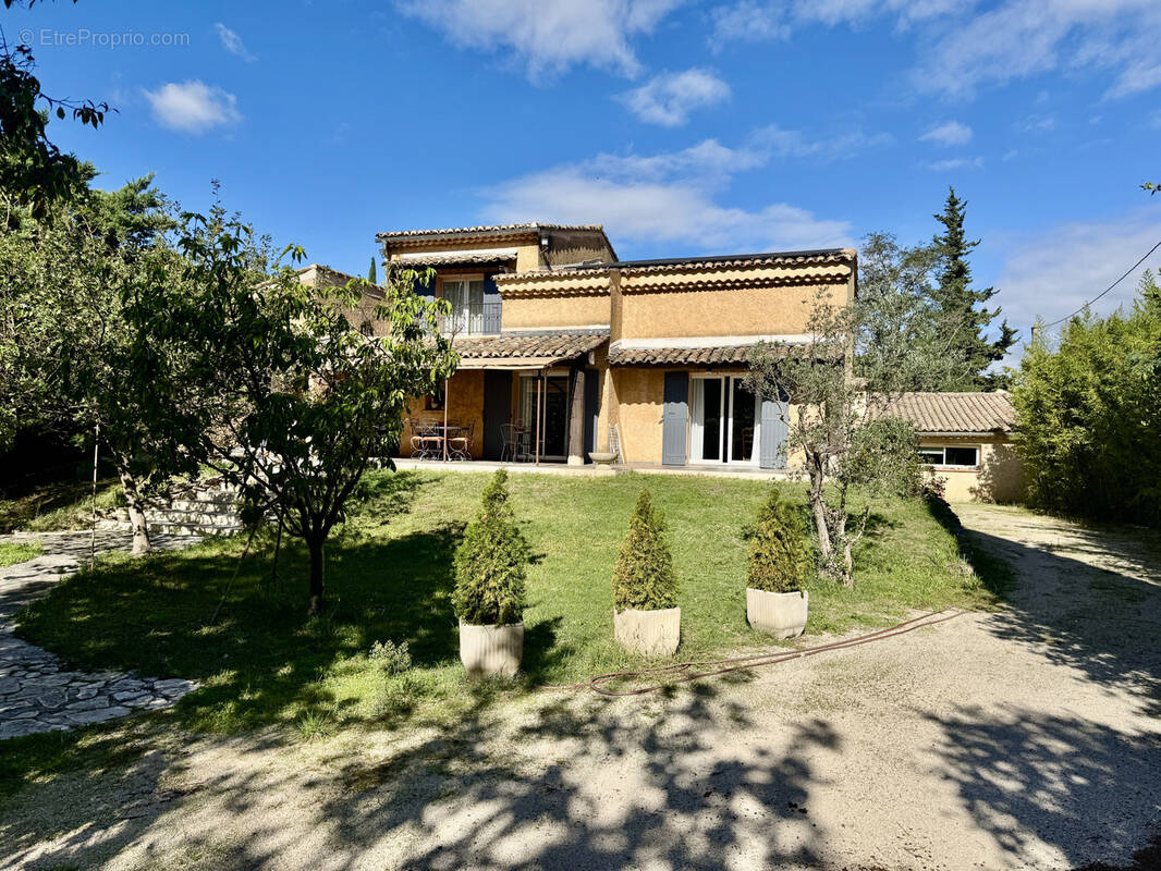 Maison à ORANGE
