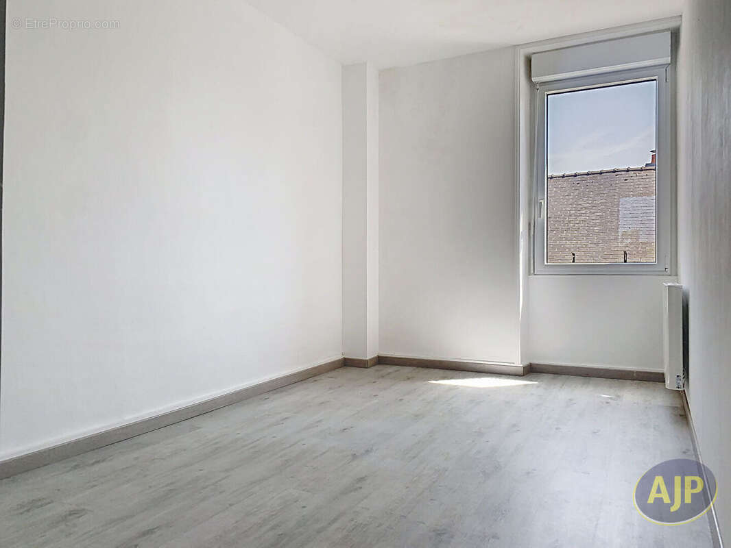 Maison à LA CORNUAILLE