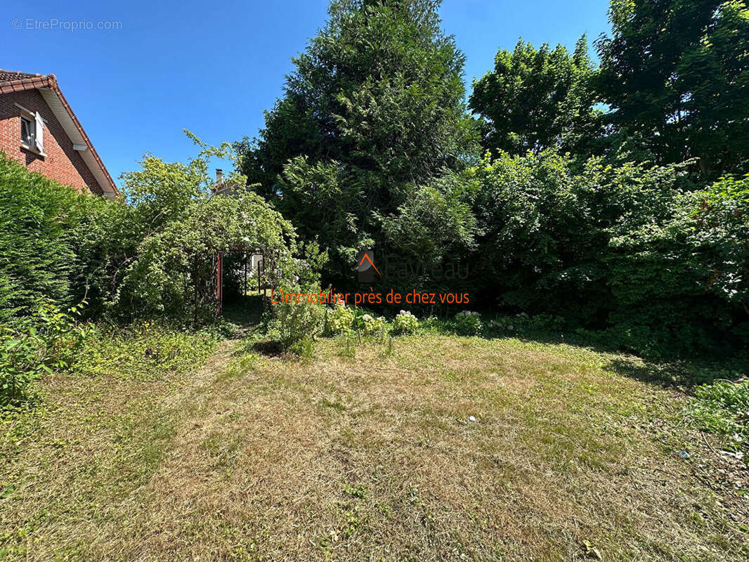 Maison à L'HAY-LES-ROSES