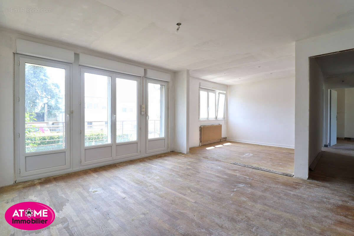 Maison à SAINTE-MARIE-AUX-CHENES