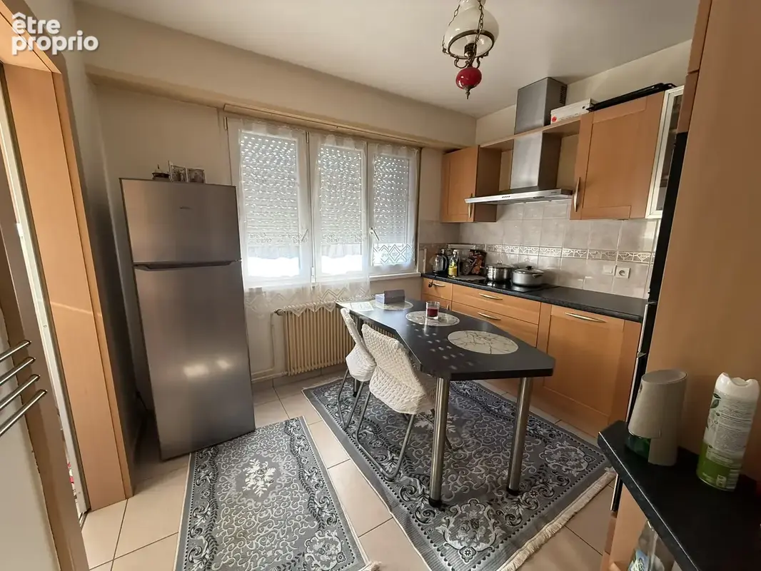 Strasbourg - Pour investisseurs ! F2 loué 48m2 balcon, cave et parking - photo 4