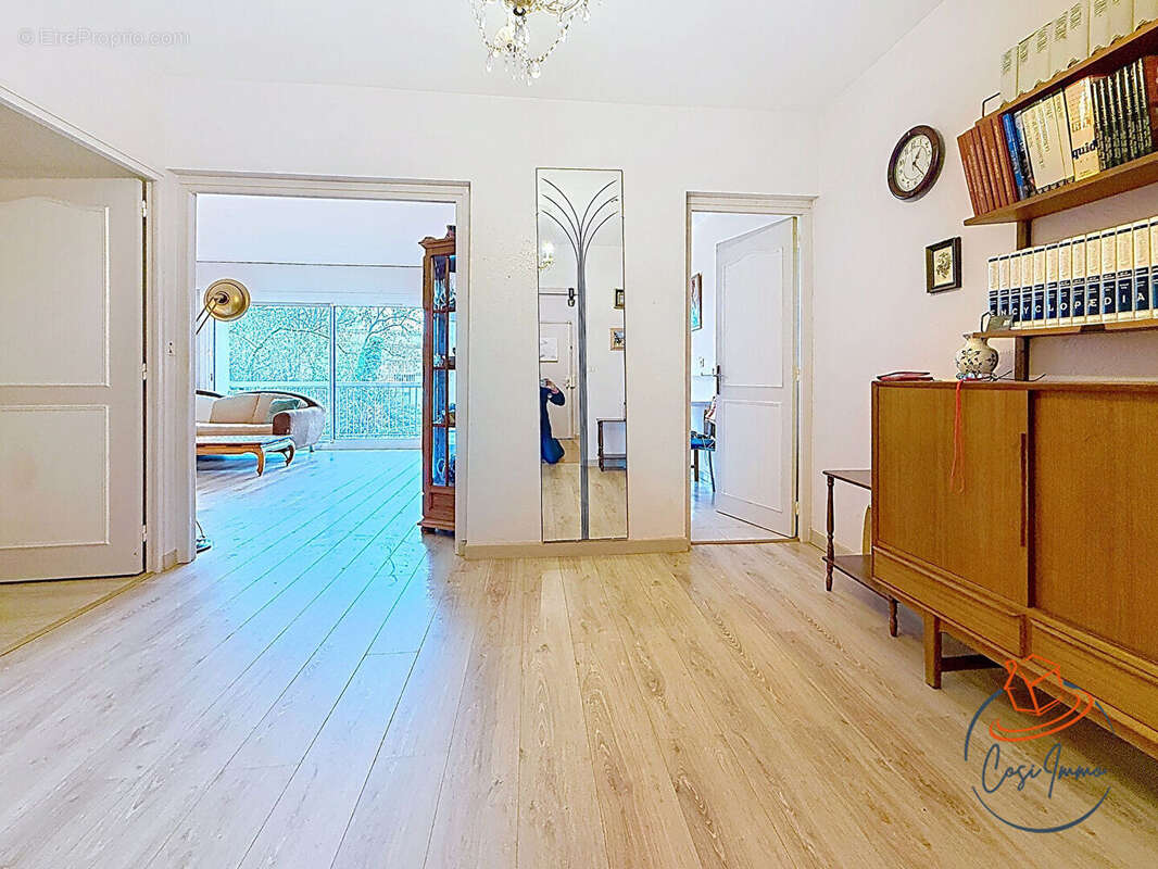 Appartement à FERNEY-VOLTAIRE