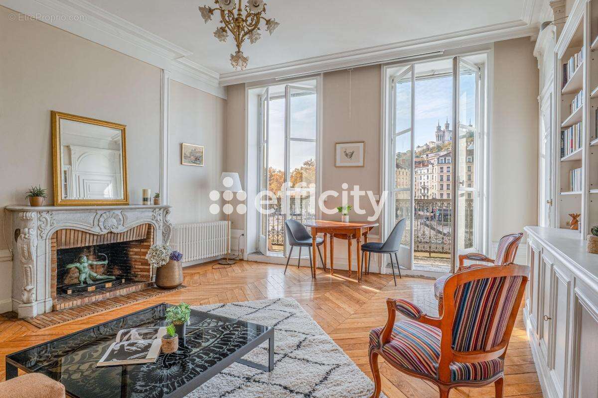 Appartement à LYON-1E