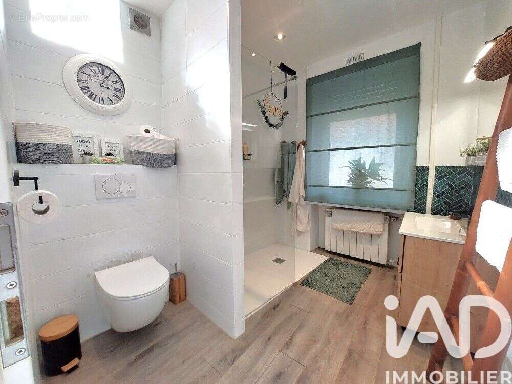Maison 140 m² à Neufchef  - photo 4