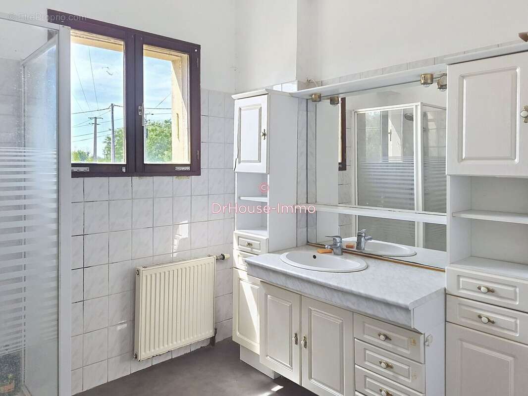 Maison 140 m² à Migennes  - photo 20