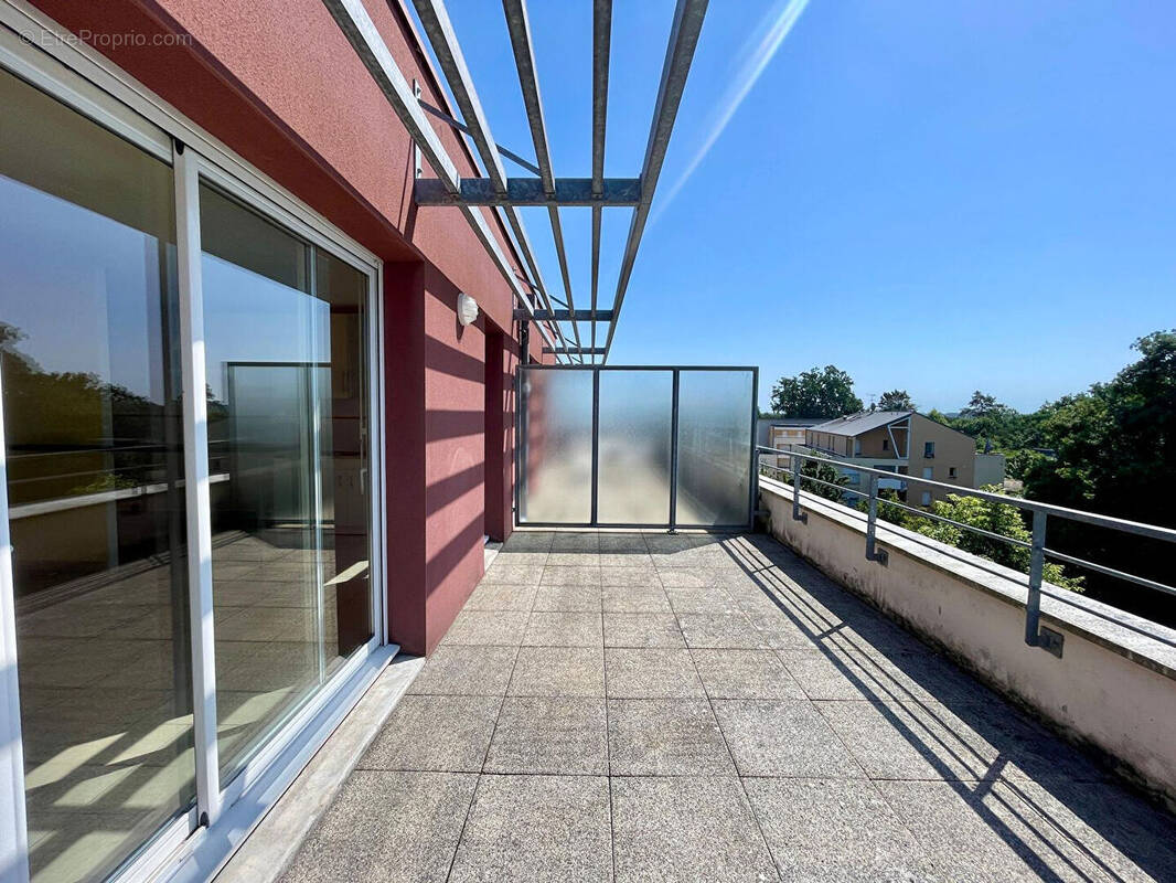 Appartement à CHARTRES-DE-BRETAGNE