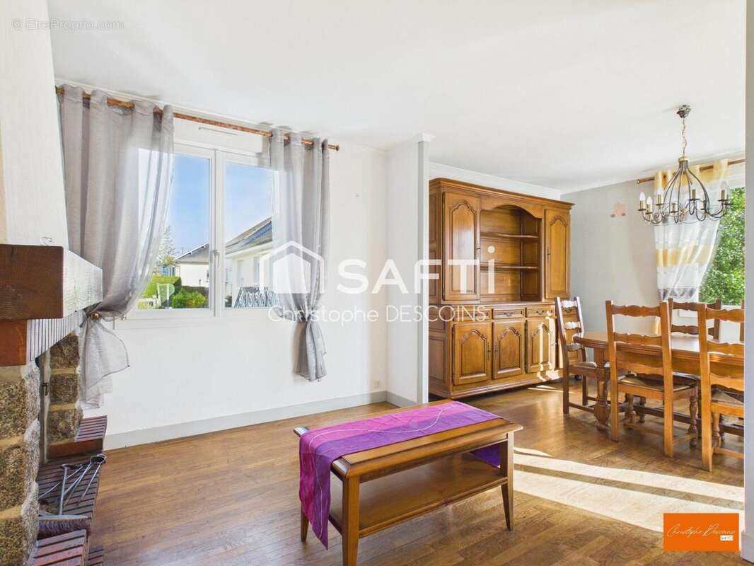Photo 8 - Maison à ARON