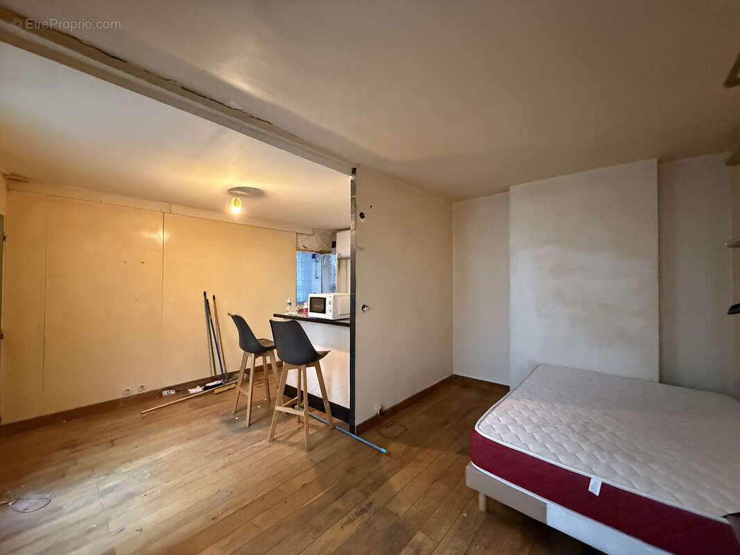 Appartement à PARIS-19E