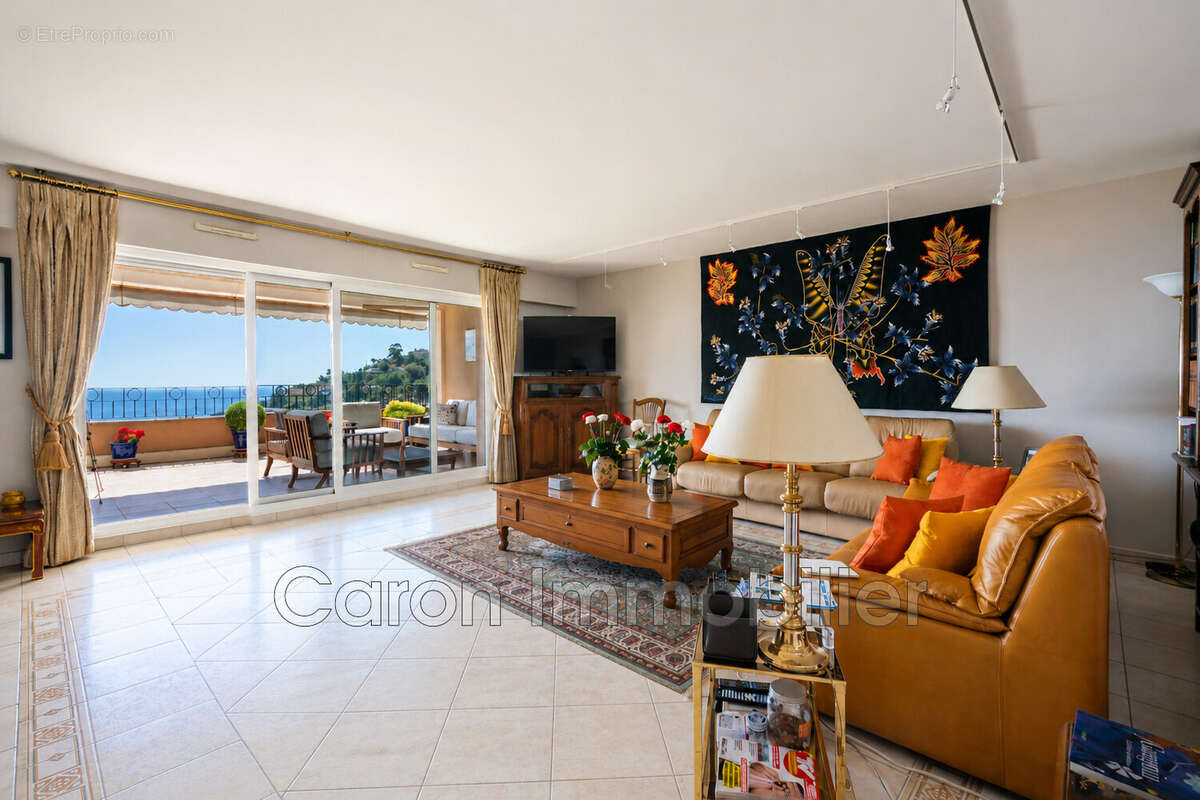 Appartement 141 m² à Mandelieu-La-Napoule  - photo 2