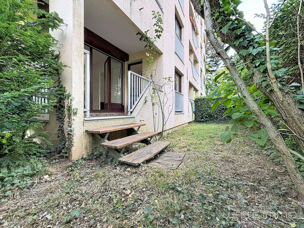 Appartement à LA MULATIERE
