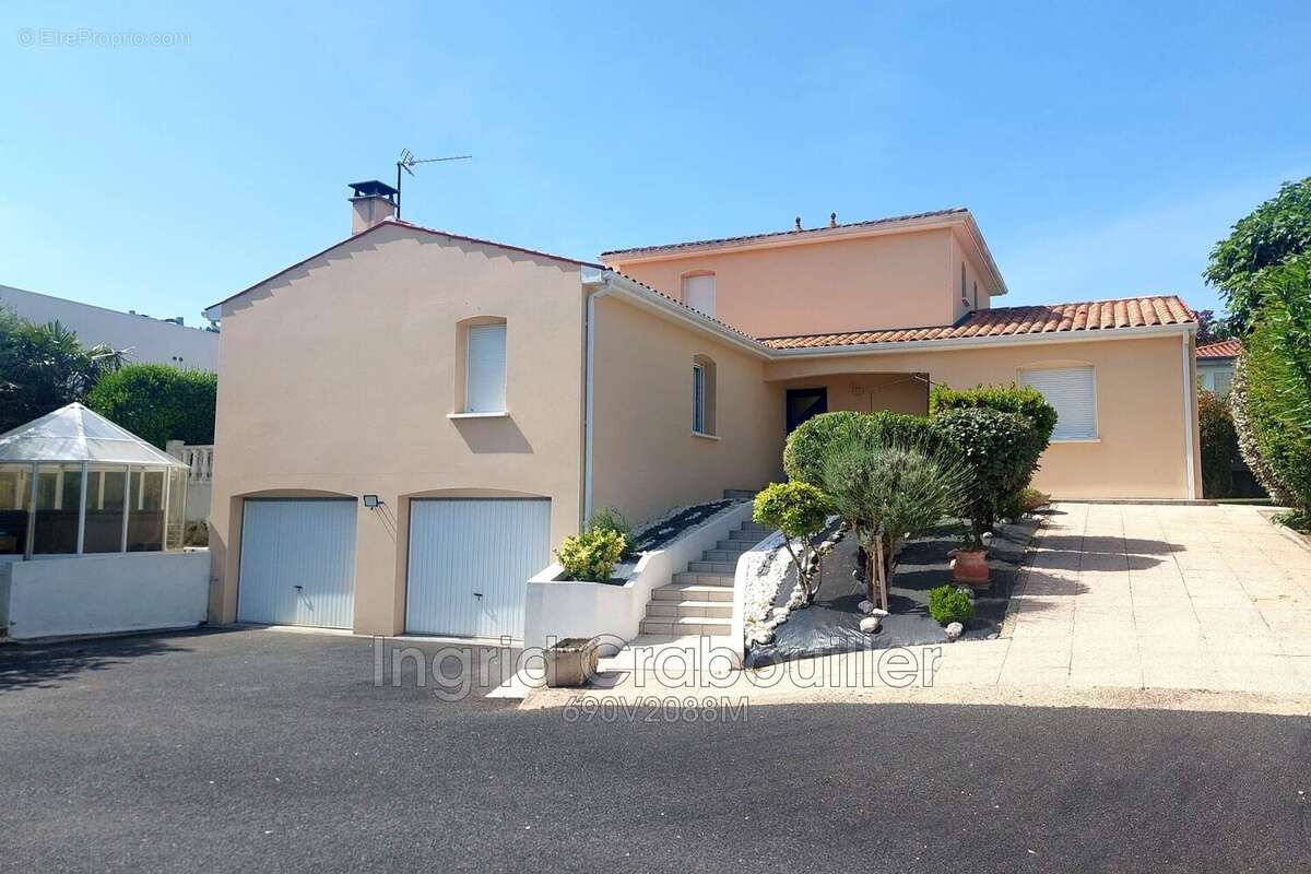Maison à VAUX-SUR-MER