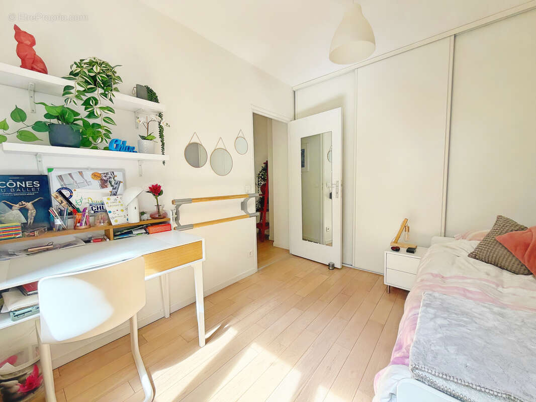 Appartement à PARIS-6E