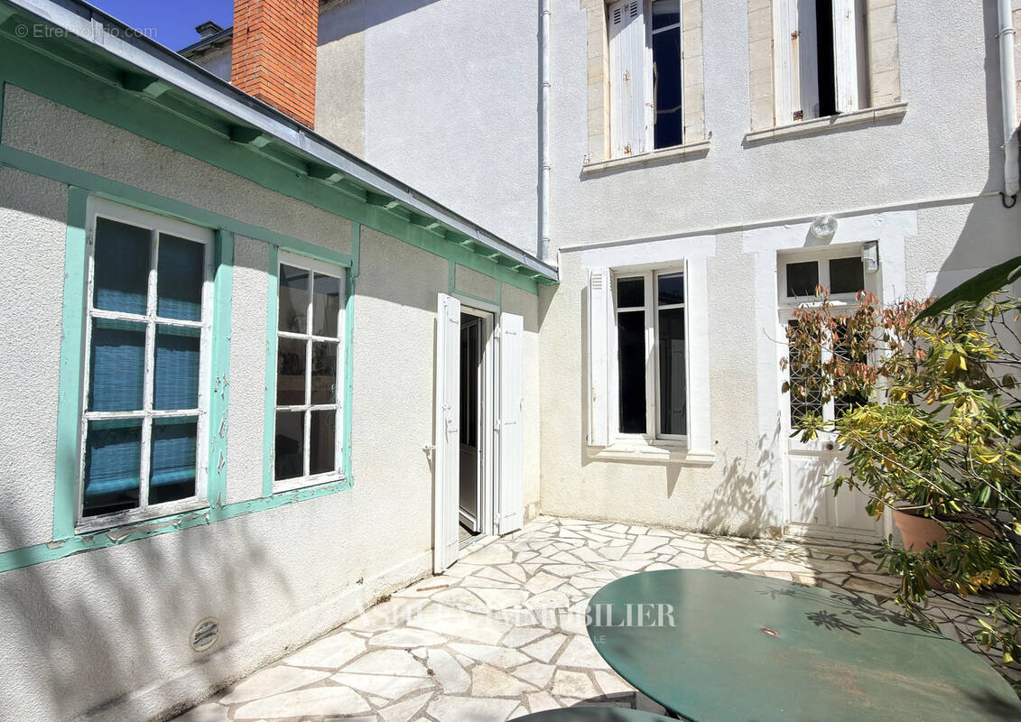 Maison à LA ROCHELLE