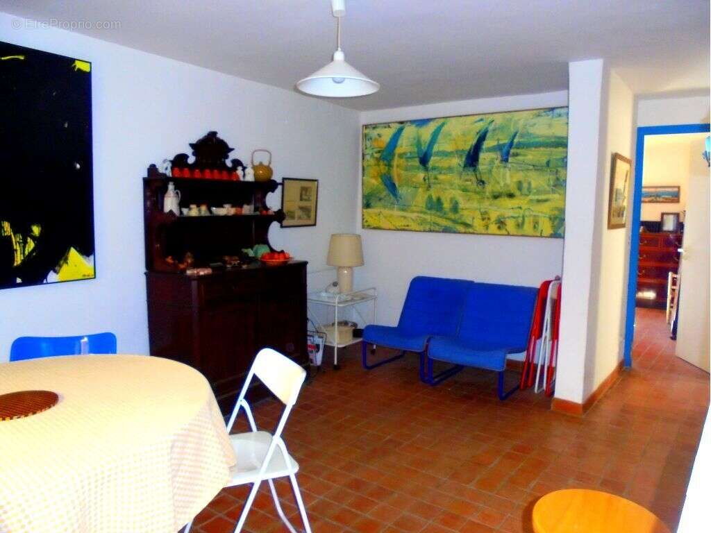 Maison 138 m² à Villecroze  - photo 2