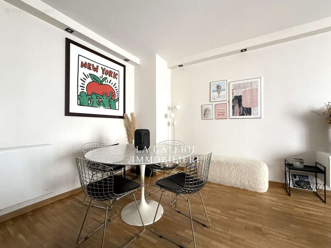 Appartement à SURESNES