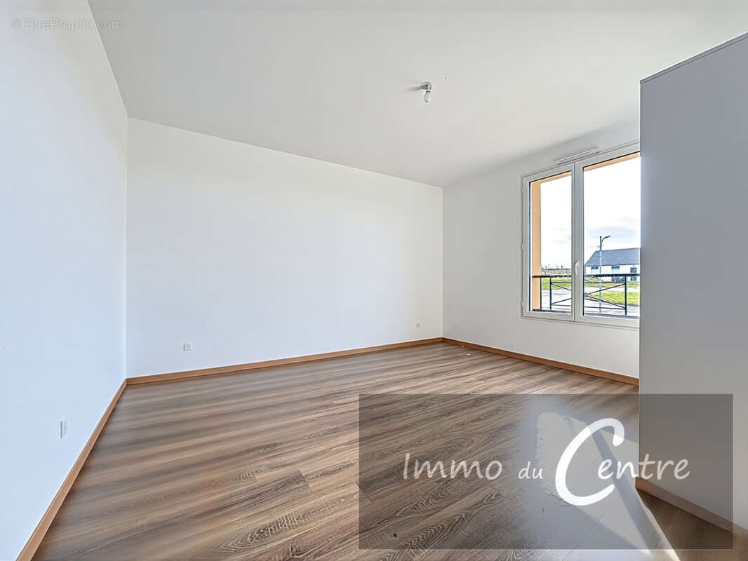 Maison à MONTMIRAIL