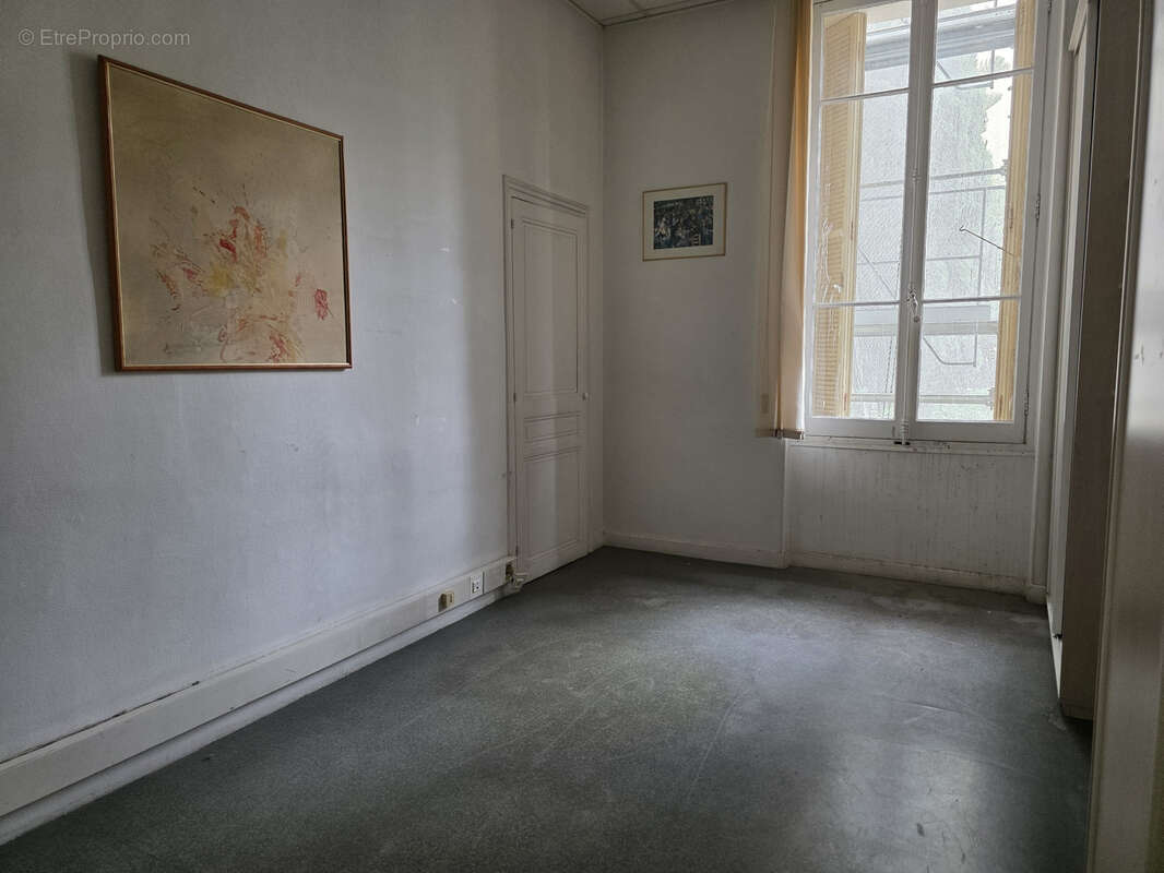 Appartement 5 pièces au centre-ville de Menton - photo 4