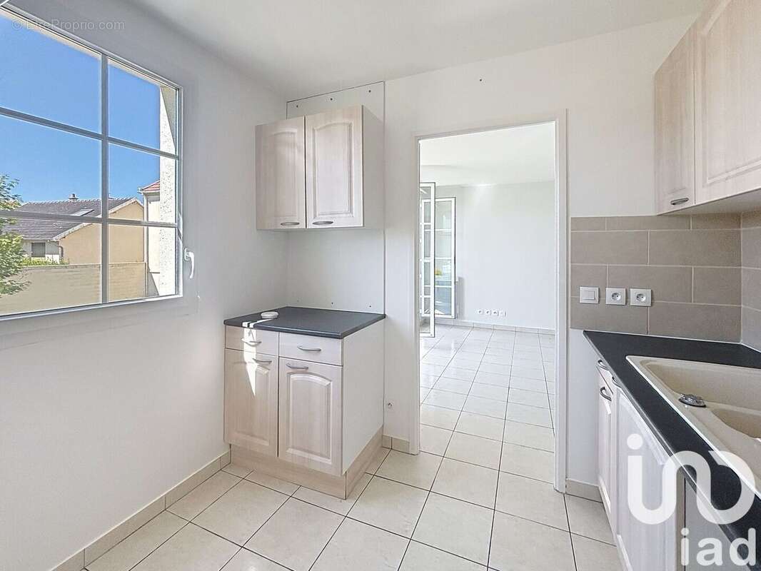 Photo 4 - Appartement à FONTENAY-TRESIGNY