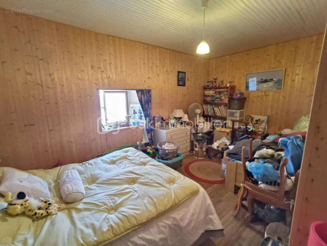 Vends Maison de 81 m2, à 2 pas du Centre Ville de Belvès, avec Cour / Patio - photo 9