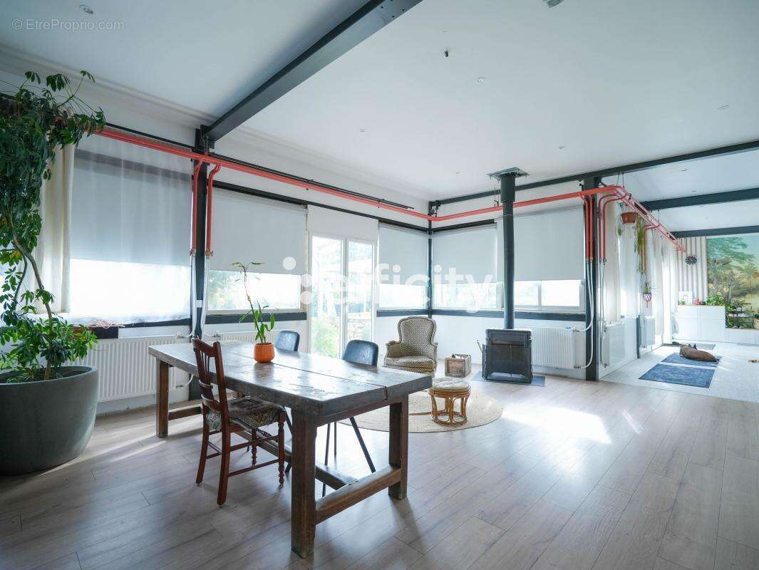 Maison à SAINT-CYR-EN-VAL