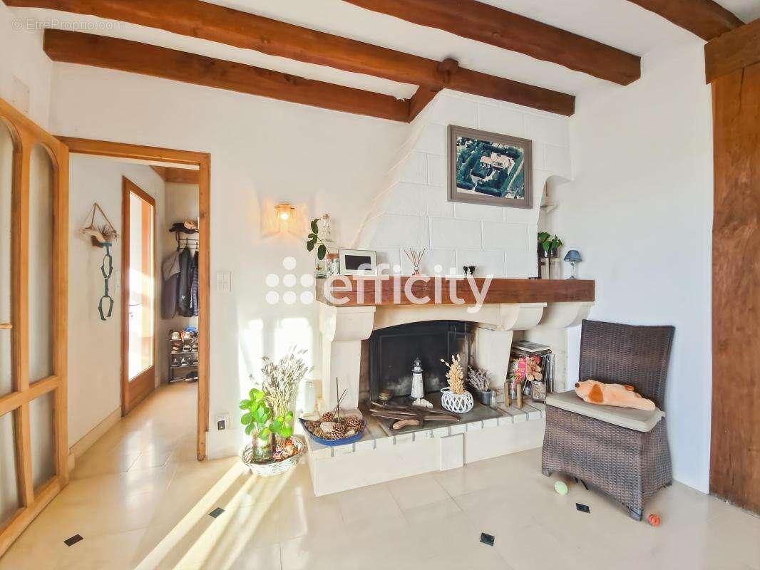 Maison à PORT-DES-BARQUES