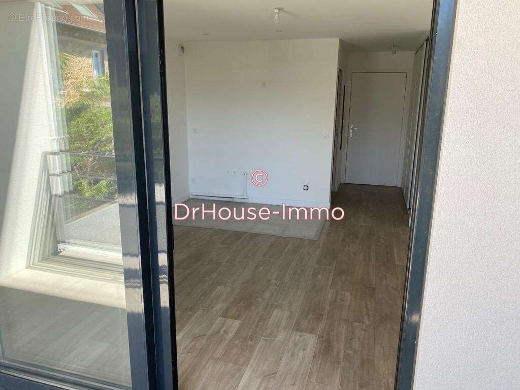 Appartement à VITRY-SUR-SEINE