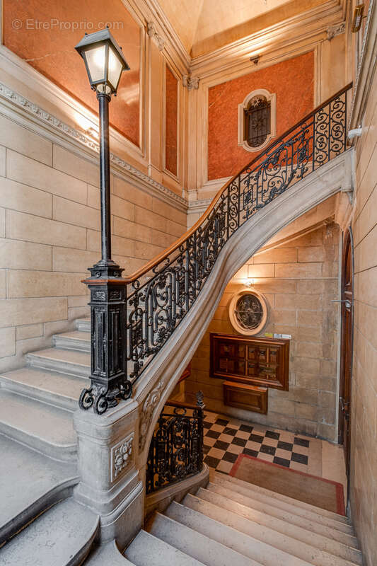 Appartement à LYON-6E