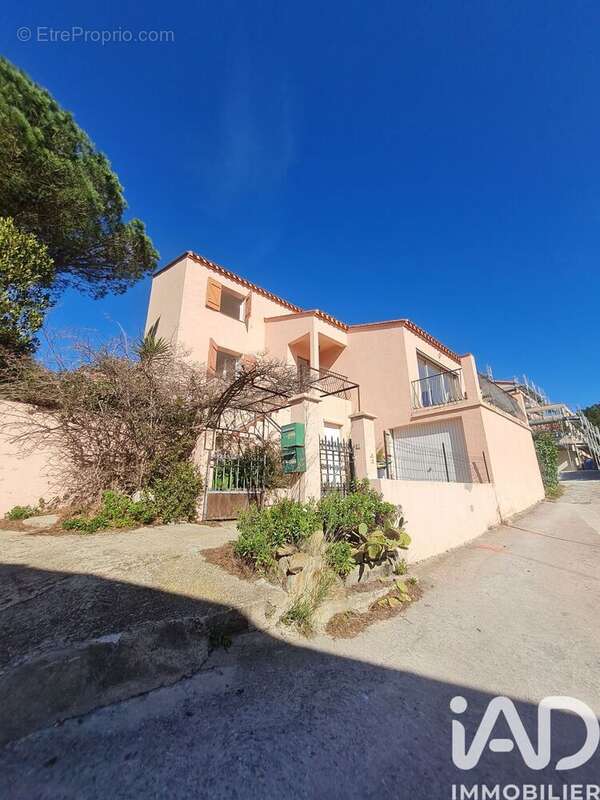 Photo 1 - Maison à PORT-VENDRES
