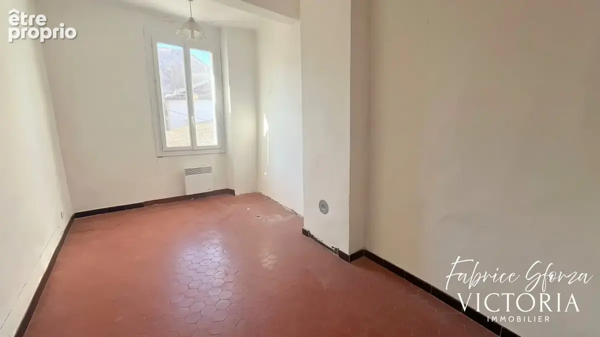 Maison de village 8 pièces - photo 2