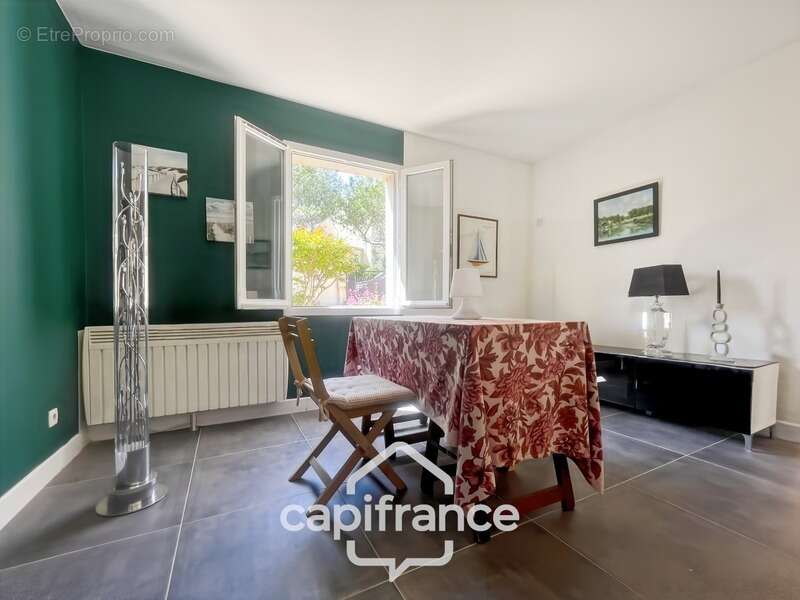 Maison à MALLEMORT