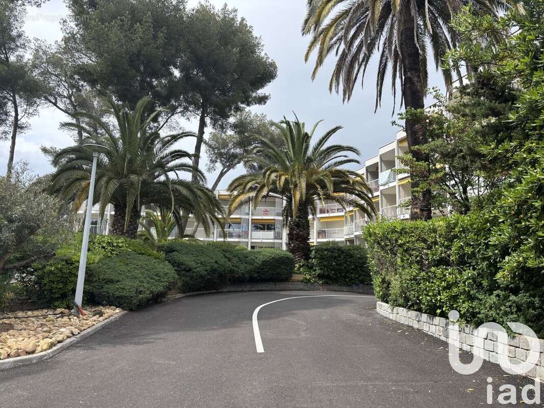 Photo 2 - Appartement à SAINT-RAPHAEL