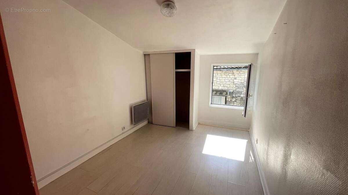 Appartement 30 m² à La Rochelle  - photo 2
