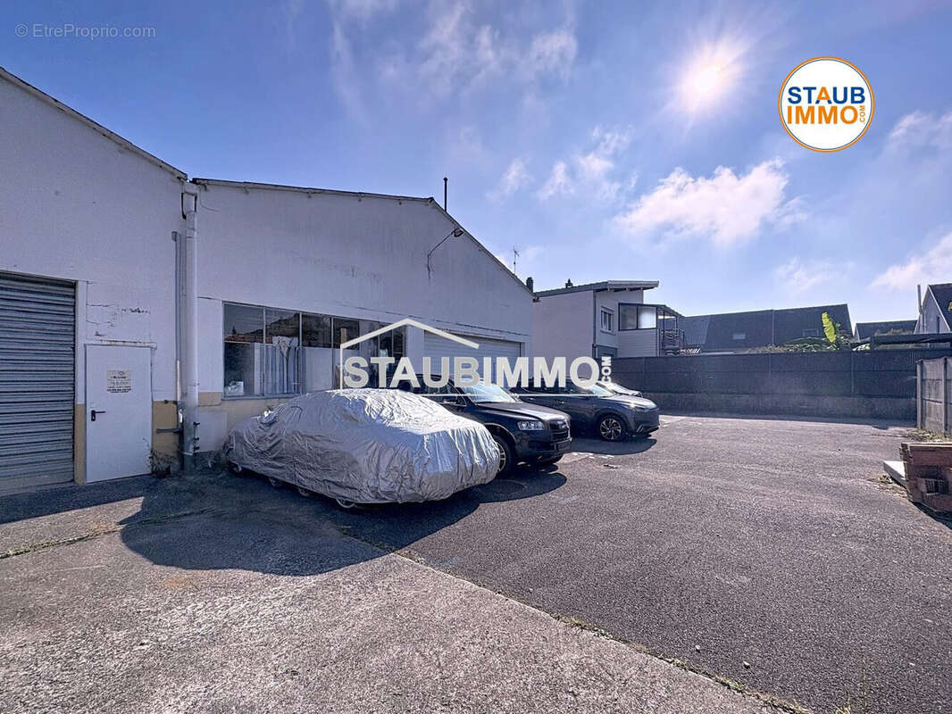 Commerce à SAINT-LOUIS