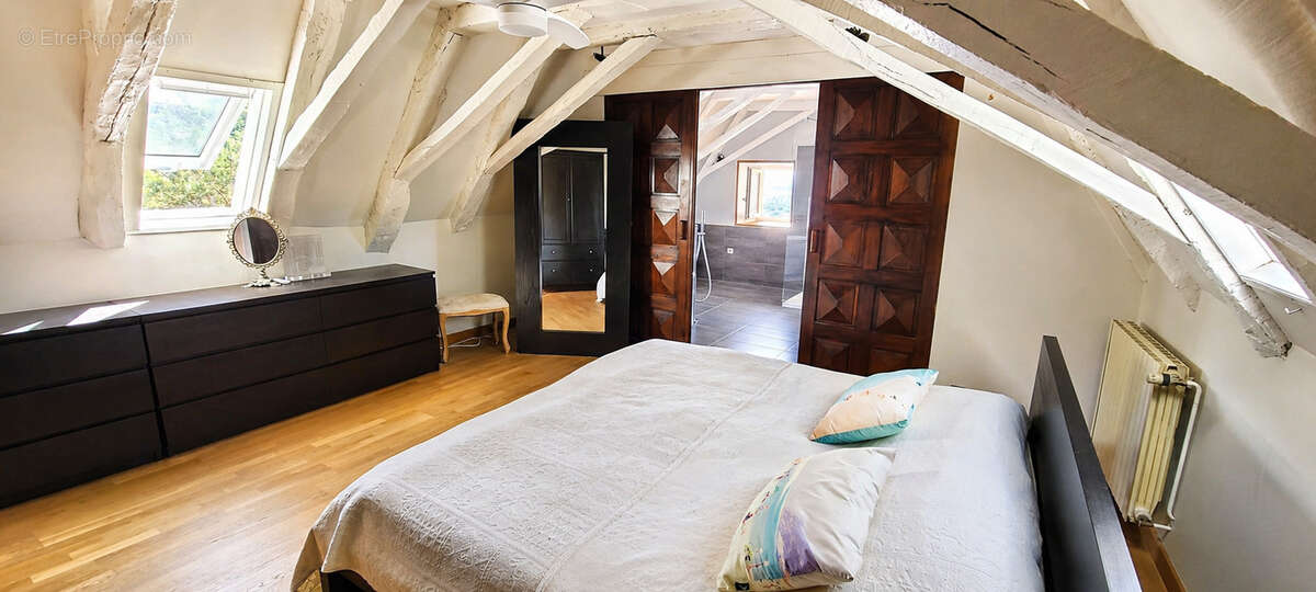Maison à TURENNE