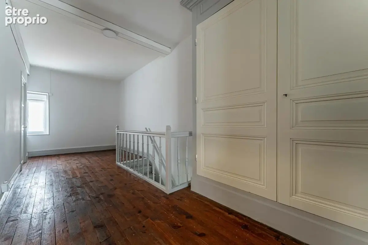 Maison de ville 10 pièces 320 m2 implantée sur sa parcelle de 494 m2 - photo 18