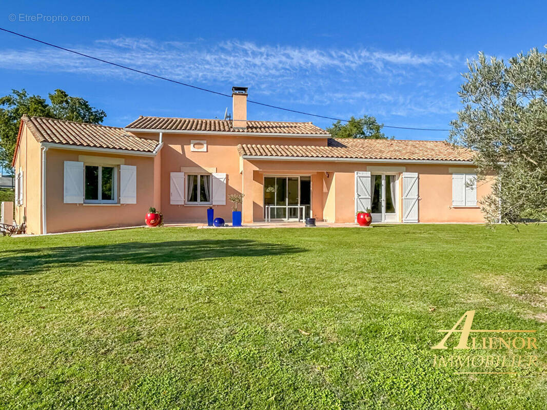Maison à TRELISSAC