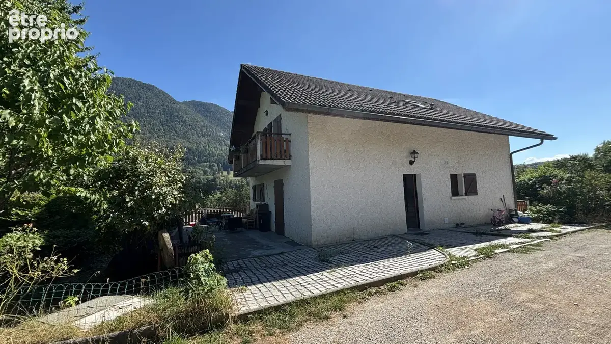 Appartement 232 m² à vendre à Evires (74570) - photo 6