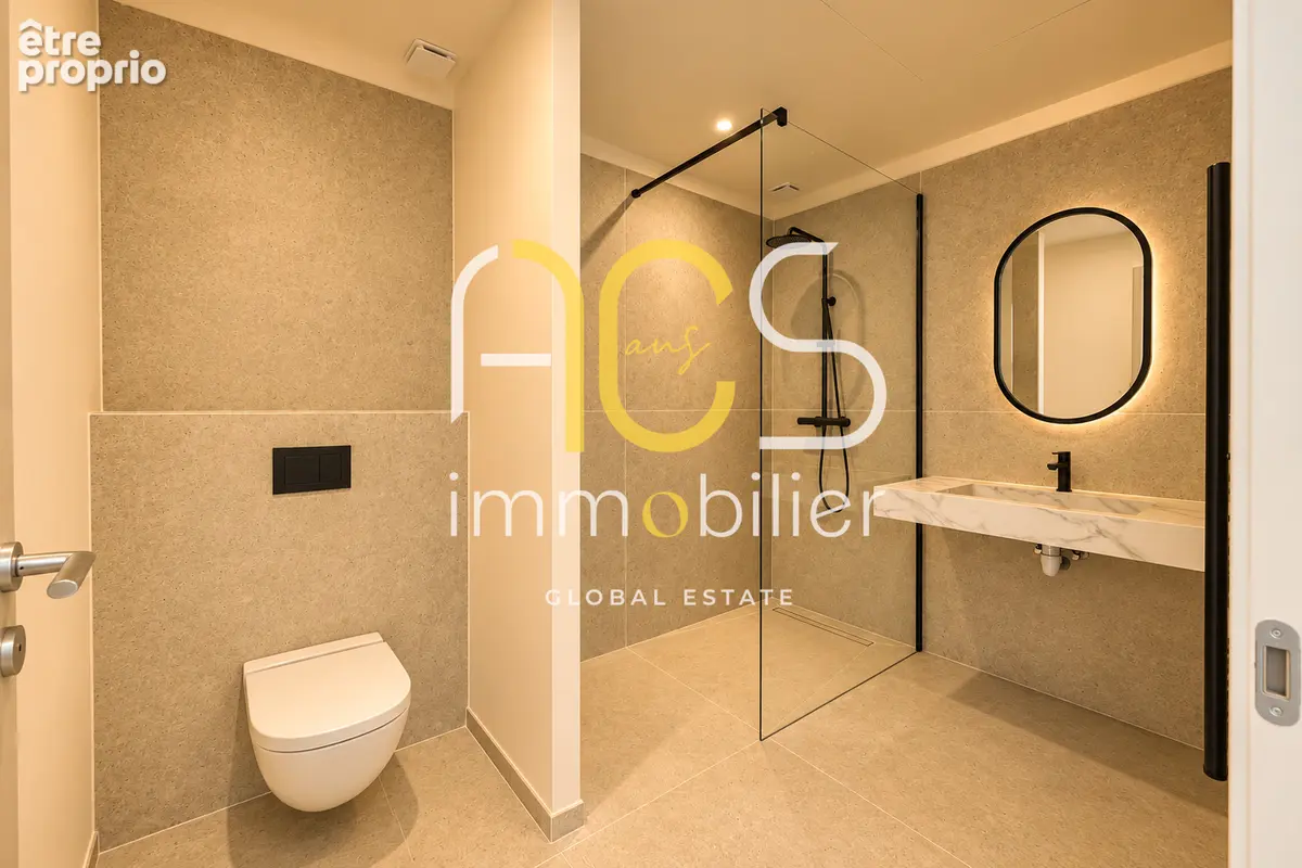 GRIMAUD - Villa vue mer, 5 chambres et piscine - photo 11