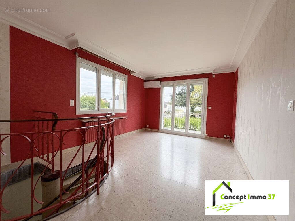 Maison à BALLAN-MIRE