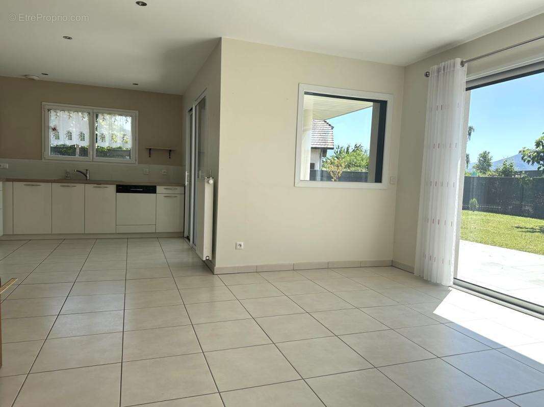 Appartement - photo 4
