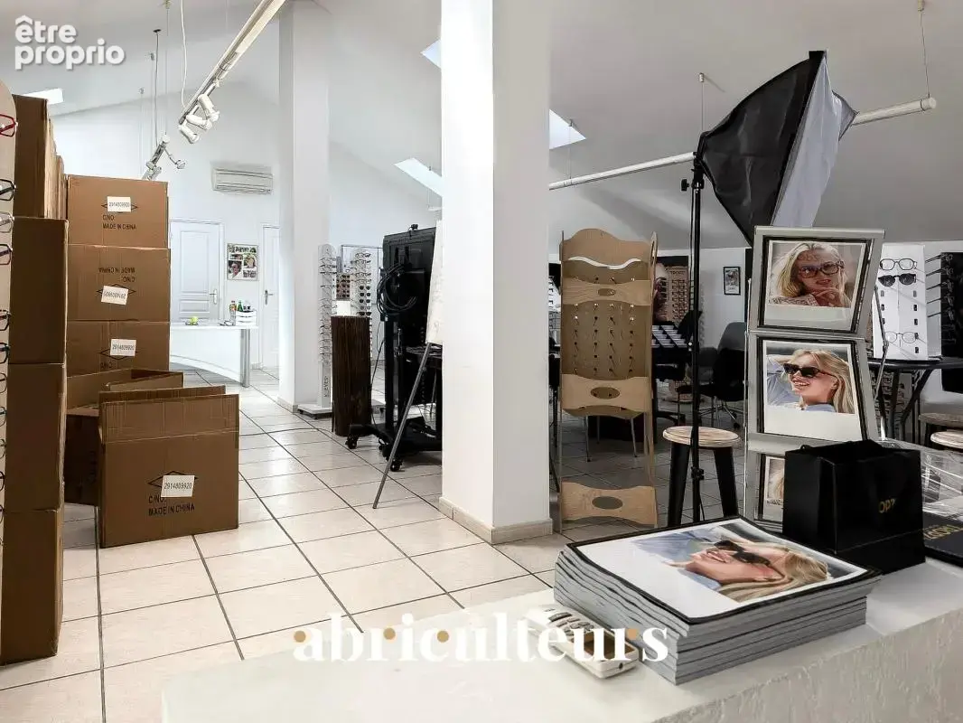 Le Muy - bâtiment commercial et entrepôt à vendre, zone d'activité dynamique proche A8.(83490) - photo 12