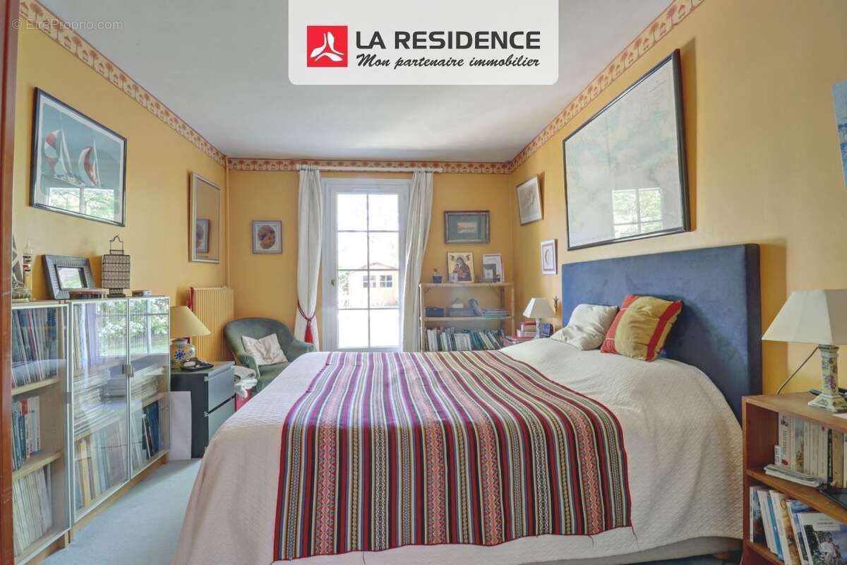 Maison à VERNEUIL-SUR-SEINE