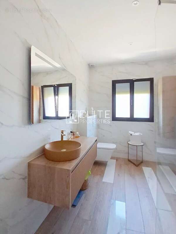 Évasion et raffinement : villa de caractère rénovée - photo 14
