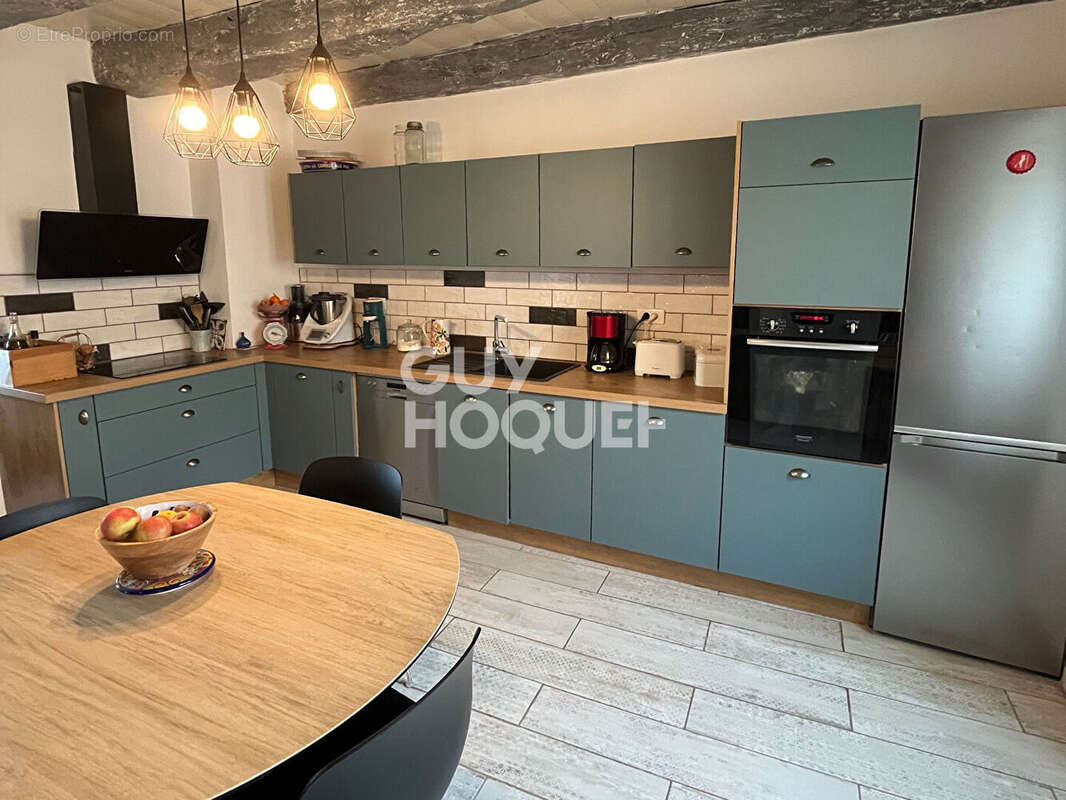 Grande maison familiale avec annexe et terrain à Espère - photo 5