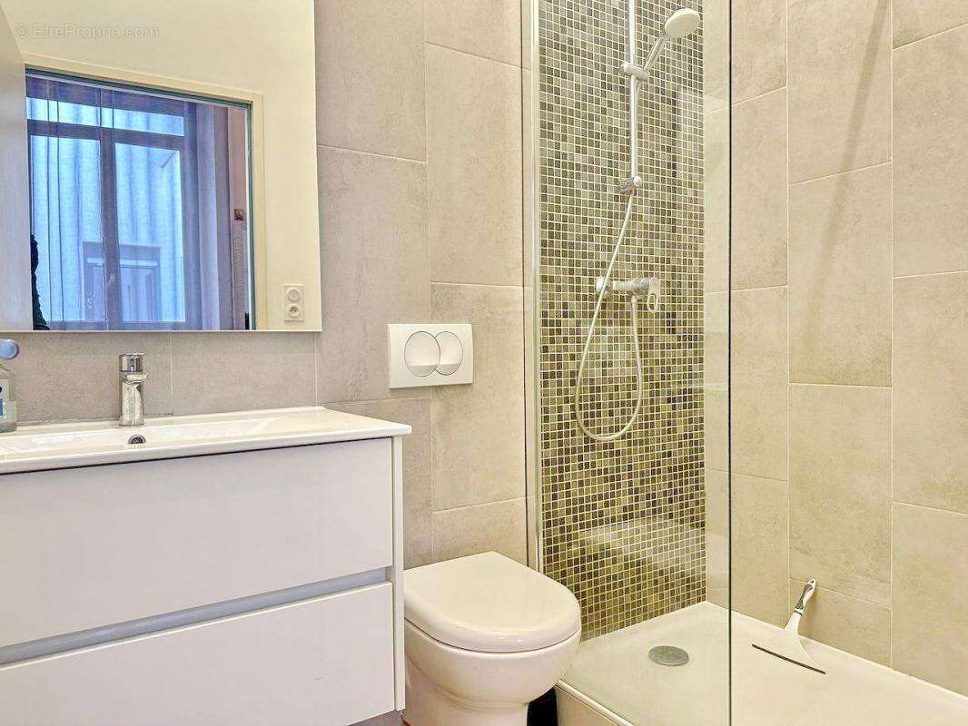  Cannes centre-ville — 2 pièces 41 m², réhabilité, calme - photo 8