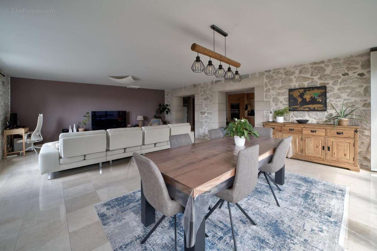 Photo 6 - Appartement à SAINT-GENIS-POUILLY