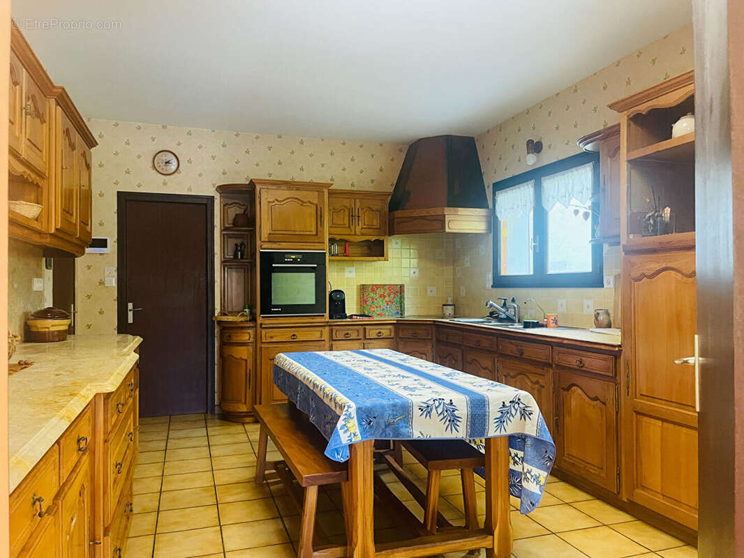 Maison à COMMEQUIERS