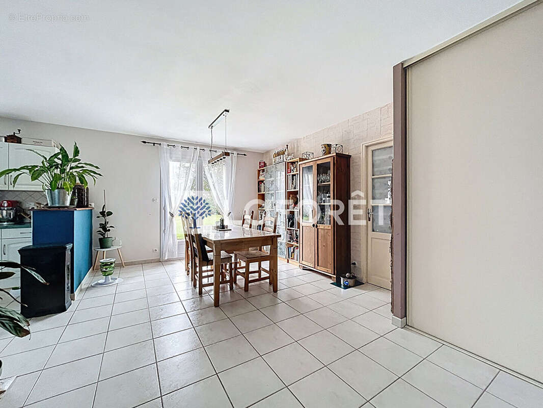 Maison à LA CHAPELLE-BERTRAND